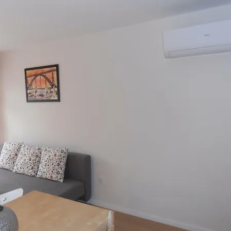 Bc Downtown Apartament *